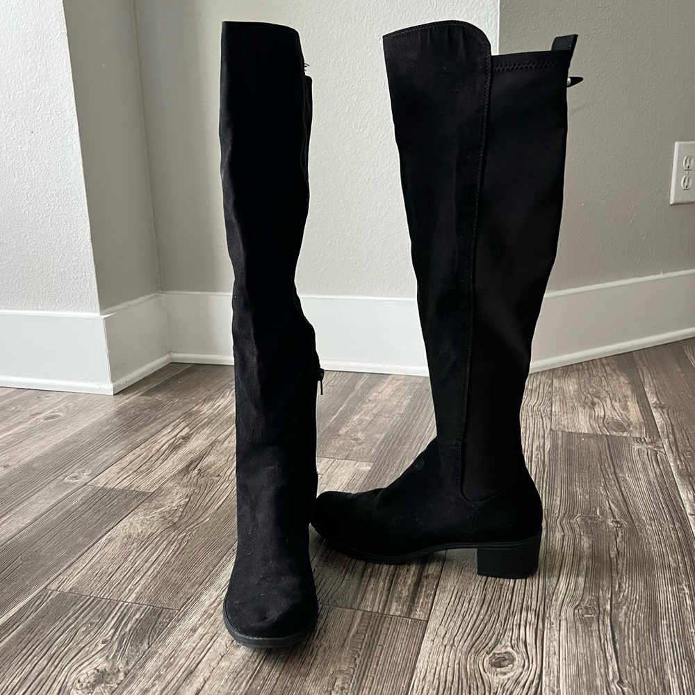 Unisa Black Suede Boots